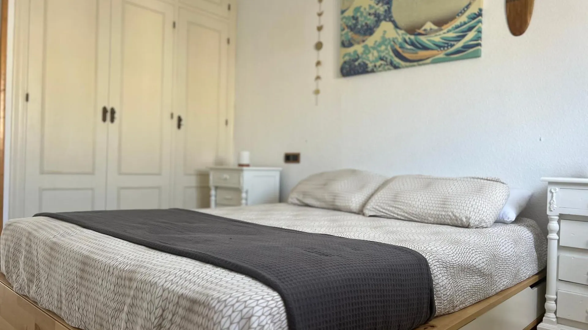 Apartamento Primera Linea De La Playa, Tarifa Apartment